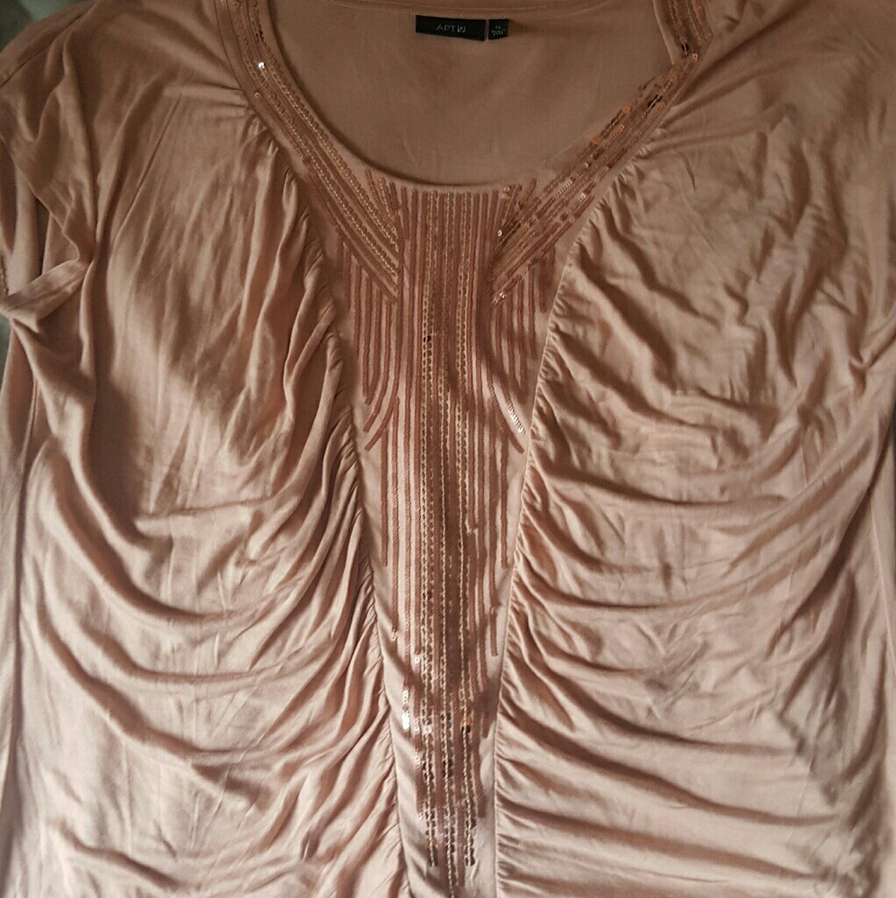 APT 9 Top